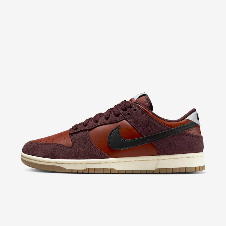 Tênis Nike Dunk Low Retro SE Masculino